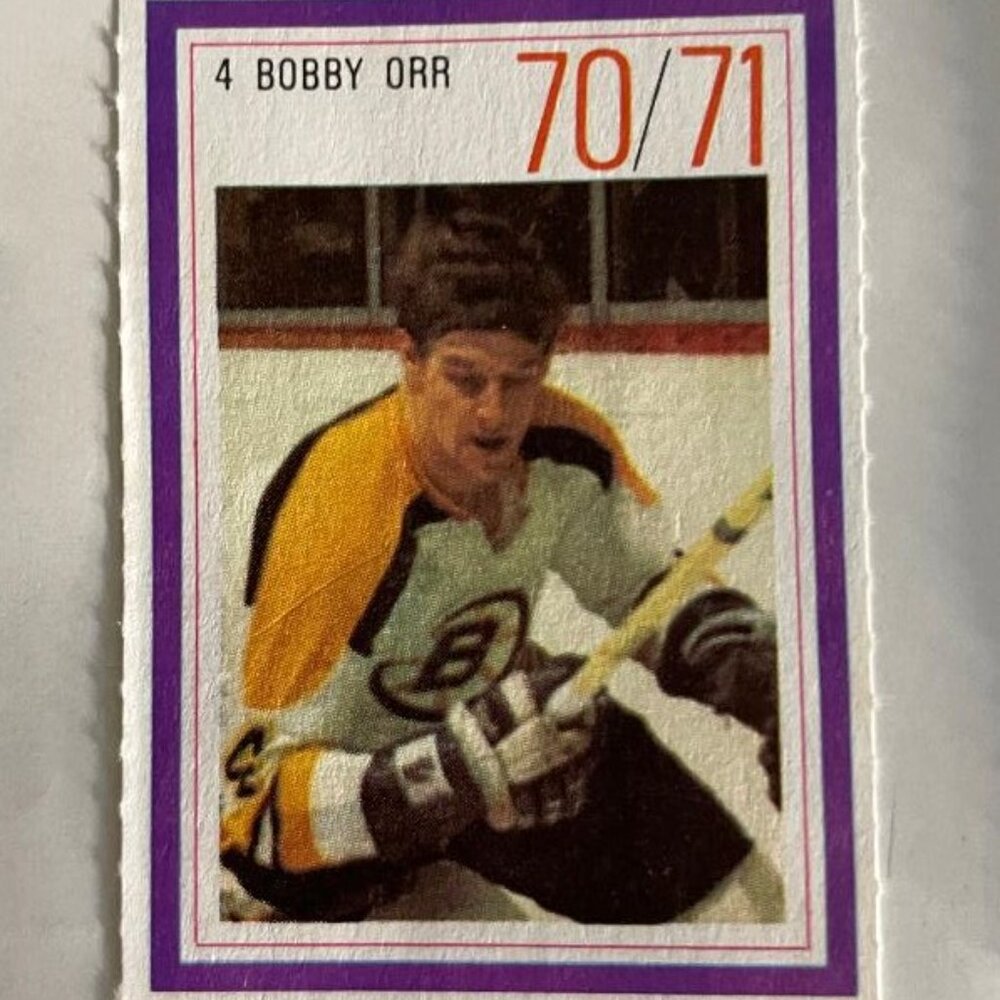 1970-71 Esso Power Players Complete Set in Hard Cover Album. Album is damaged.